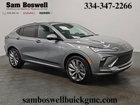 New 2026 Buick Envista Avenir image 2