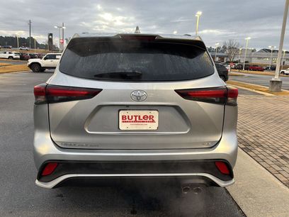Certified 2024 Toyota Highlander XSE