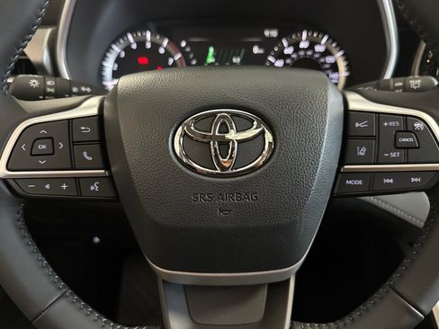 New 2026 Toyota Highlander XLE AWD/4WD image 28
