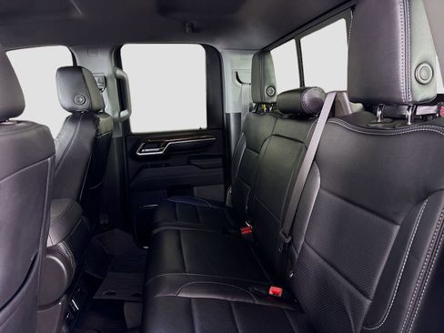 Used 2025 GMC Sierra 2500 SLE w/ SLE Value Package; AWD/4WD image 27