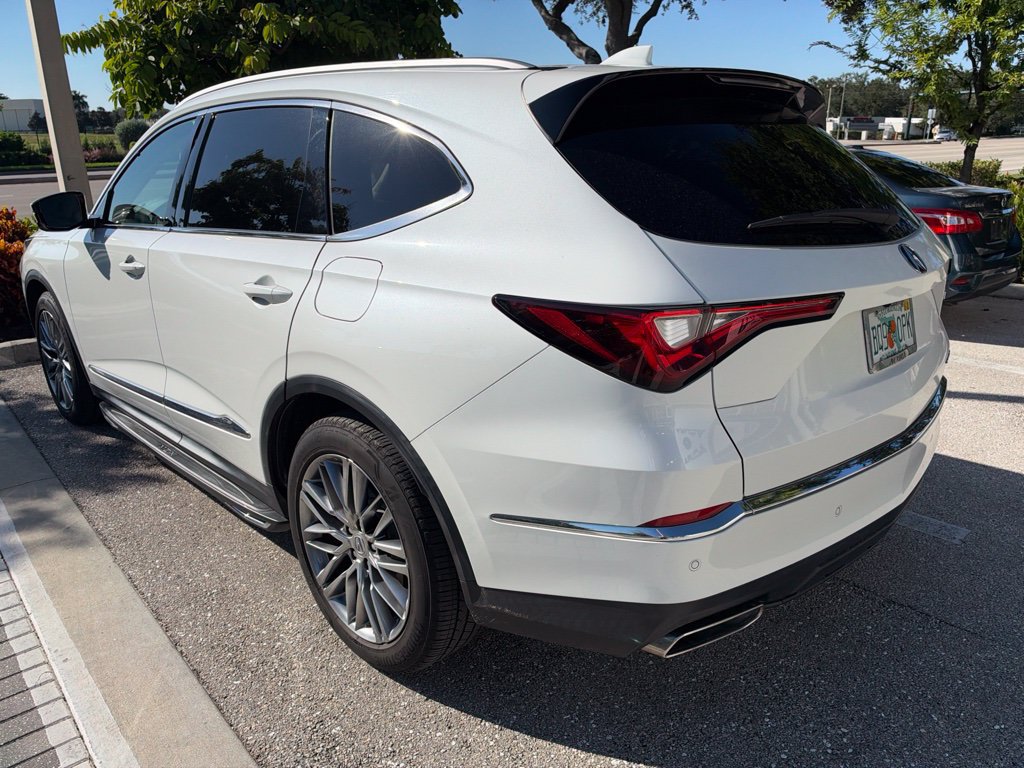 Used 2022 Acura MDX w/ Advance Package AWD/4WD image 3