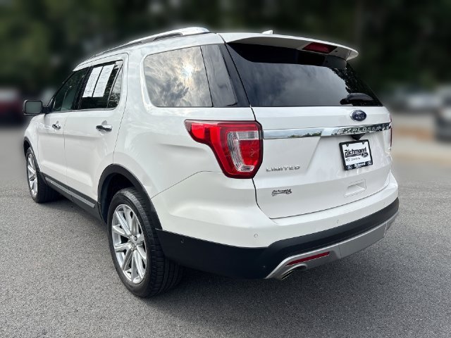 Used 2016 Ford Explorer Limited w/ Equipment Group 301A AWD/4WD image 6