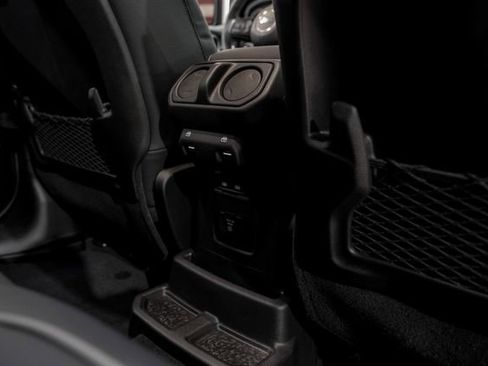 Used 2024 Jeep Wrangler Unlimited Rubicon 392 image 88