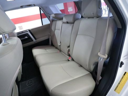 Used 2022 Toyota 4Runner SR5 Premium w/ Moonroof Package RWD image 13