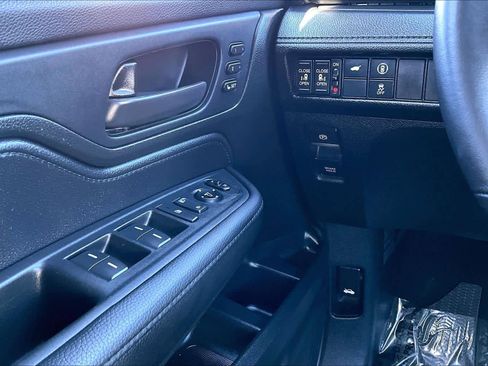 Used 2024 Honda Odyssey EX-L image 33