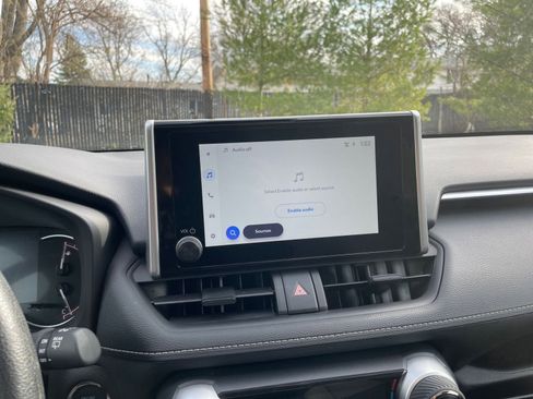 Used 2025 Toyota RAV4 XLE image 21