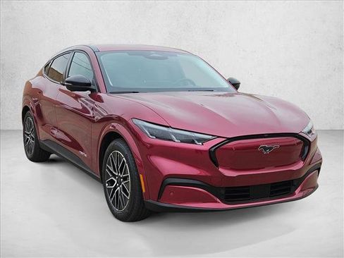 Used 2025 Ford Mustang Mach-E Premium image 3
