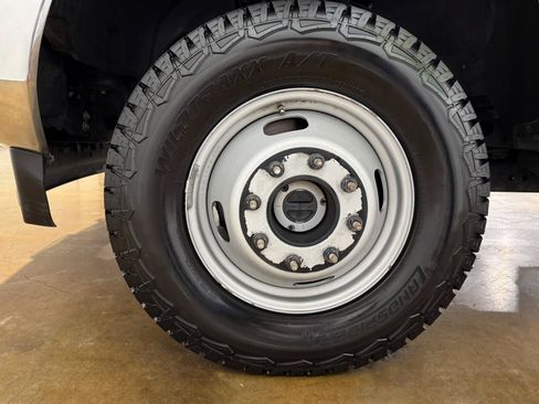 Used 2017 Ford F350 XL w/ Power Equipment Group AWD/4WD image 46