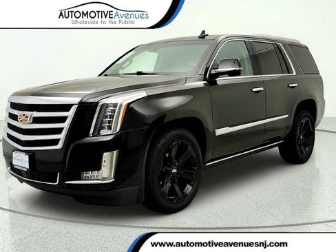 Used 2019 Cadillac Escalade Premium Luxury AWD/4WD image 1