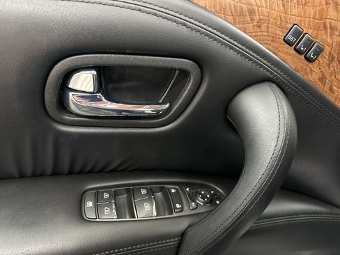 Used 2022 Nissan Armada SL w/ Captain's Chairs Package image 17