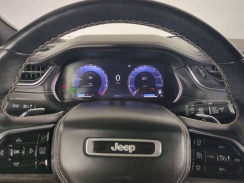 Certified 2022 Jeep Grand Cherokee L Overland w/ Luxury Tech Group IV AWD/4WD image 37