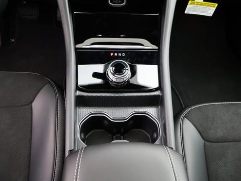 New 2026 Jeep Grand Cherokee Altitude image 16