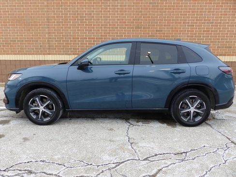 Used 2025 Honda HR-V EX-L image 6