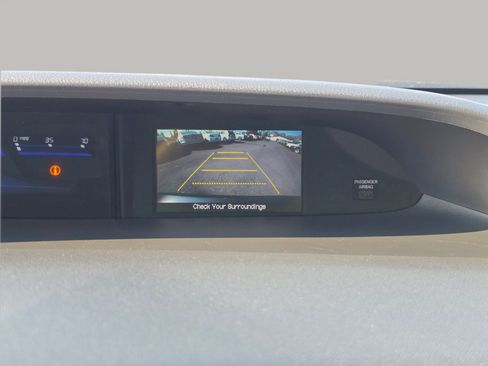 Used 2013 Honda Civic LX image 9