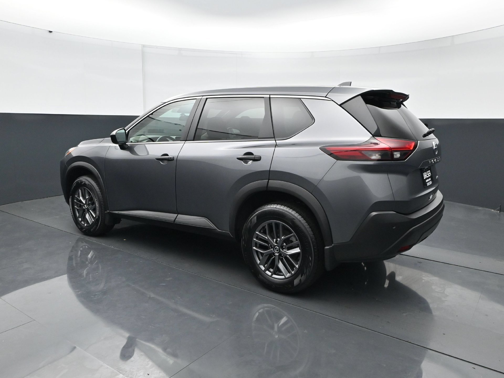 Used 2021 Nissan Rogue S AWD/4WD image 4