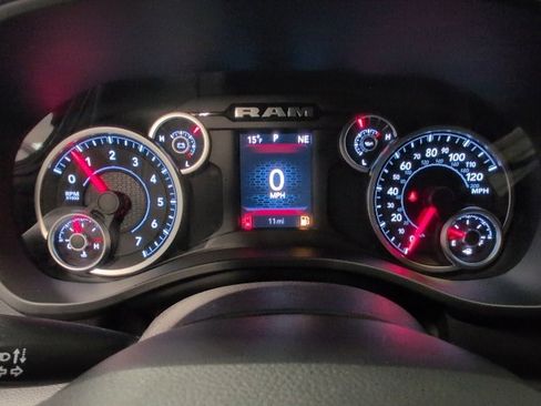 New 2026 RAM 1500 4x4 Crew Cab image 22