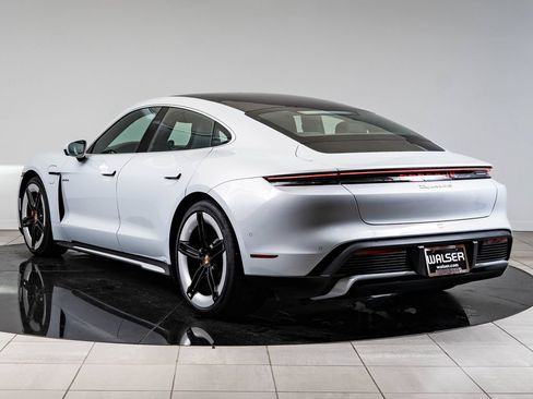 New 2026 Porsche Taycan 4S AWD/4WD image 3