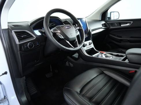 Certified 2023 Ford Edge SEL w/ Convenience Package AWD/4WD image 12