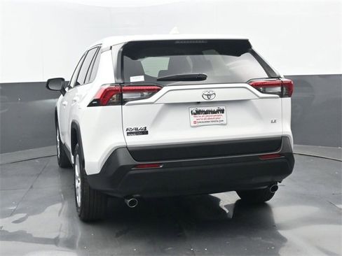 Used 2025 Toyota RAV4 LE image 17