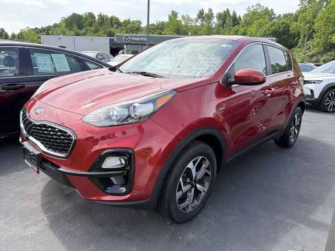 Used 2021 Kia Sportage LX AWD/4WD image 4
