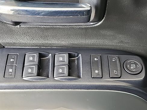Used 2018 Chevrolet Silverado 1500 LT w/ All Star Edition AWD/4WD image 31