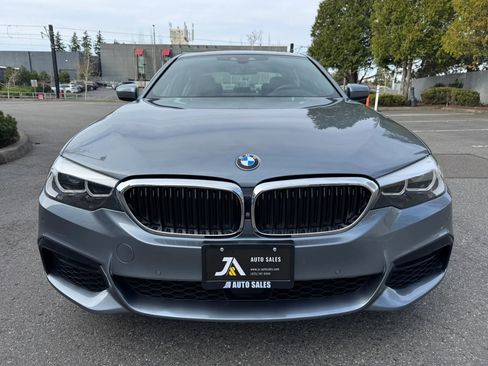 Used 2019 BMW 540i w/ M Sport Package image 3