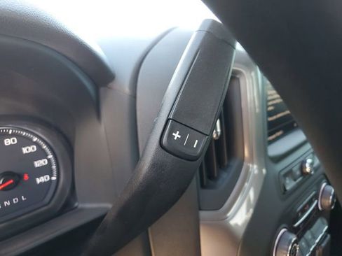 Used 2023 Chevrolet Silverado 1500 Custom image 24