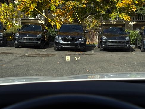 Used 2021 BMW M550i xDrive w/ Premium Package image 21