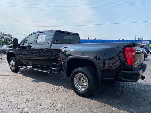 Used 2023 Chevrolet Silverado 3500 W/T w/ Gooseneck/5TH Wheel Package AWD/4WD image 6