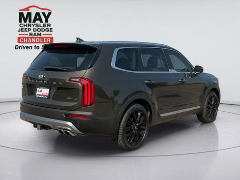 Used 2021 Kia Telluride SX w/ Towing Package FWD image 7