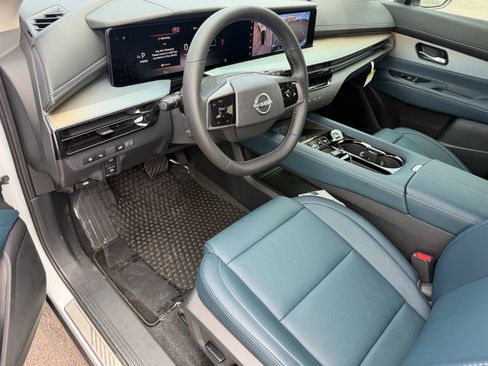 New 2026 Nissan Murano Platinum image 14