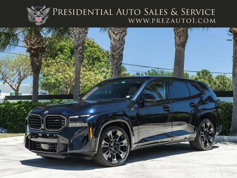 Used 2023 BMW XM w/ M Driver's Package AWD/4WD image 1