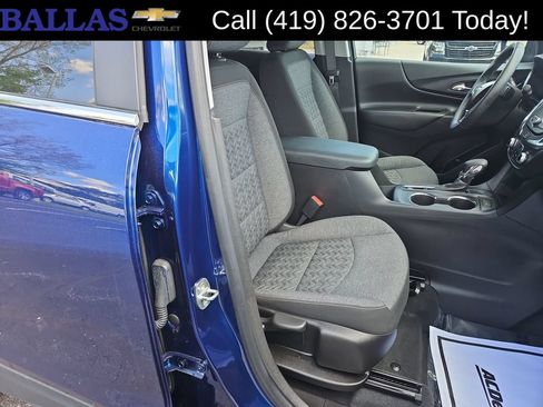Certified 2022 Chevrolet Equinox LT FWD image 28