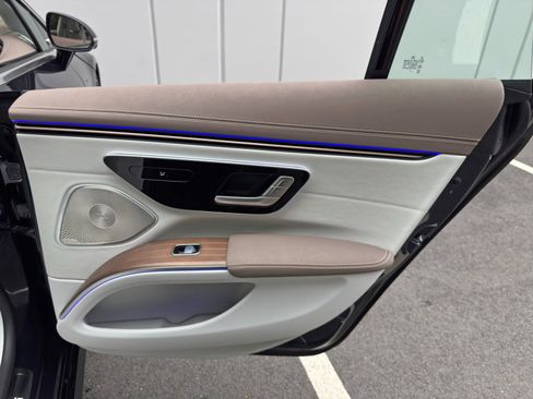 Used 2022 Mercedes-Benz EQS AMG 4MATIC image 55