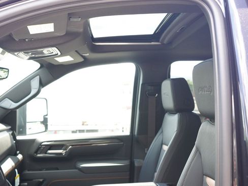 New 2026 GMC Sierra 2500 AT4 w/ AT4 Premium Plus Package AWD/4WD image 28