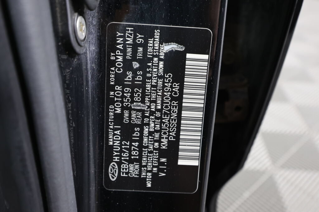 Used 2012 Hyundai Accent SE FWD image 39