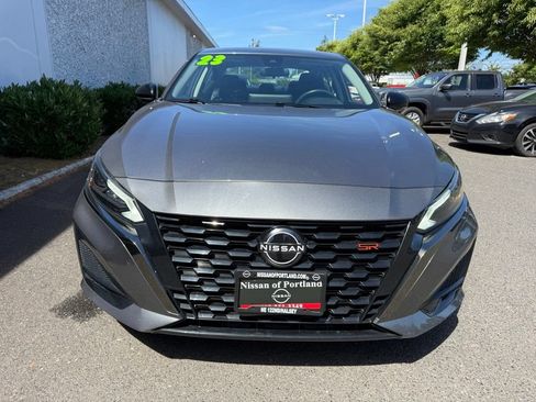 Used 2023 Nissan Altima 2.0 SR FWD image 4