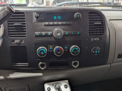 Used 2007 GMC Sierra 3500 W/T image 14