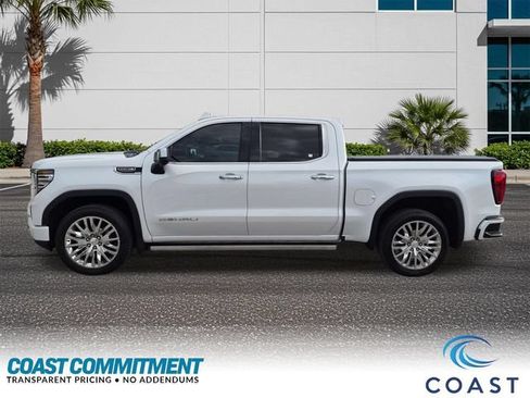 Certified 2022 GMC Sierra 1500 Denali AWD/4WD image 9