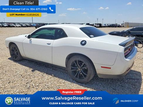 Used 2018 Dodge Challenger SXT Plus RWD image 3