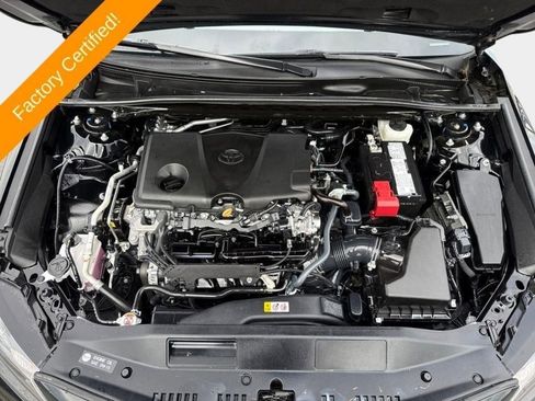 Used 2024 Toyota Camry SE image 10