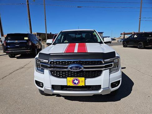 Used 2025 Ford Ranger Lariat w/ FX4 Off-Road Package image 8
