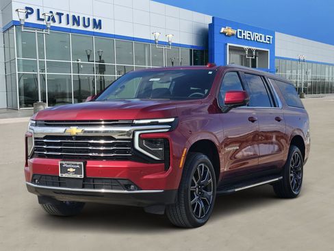 New 2026 Chevrolet Suburban LT w/ Comfort Package RWD image 2