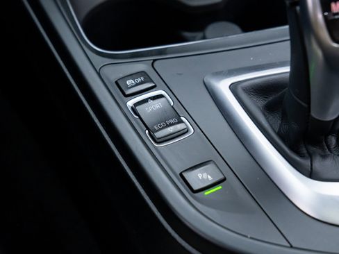 Used 2017 BMW 330i xDrive Sedan image 29