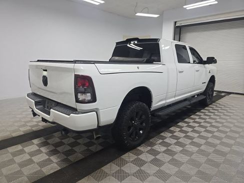 Used 2022 RAM 2500 Big Horn w/ Night Edition AWD/4WD image 4