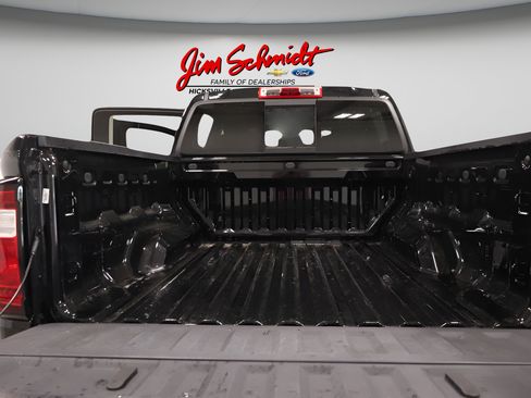 Used 2024 GMC Canyon Elevation w/ Convenience Package AWD/4WD image 27