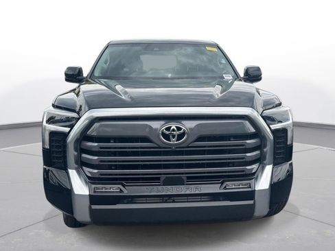 Used 2023 Toyota Tundra Limited AWD/4WD image 3