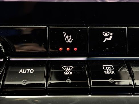 New 2026 GMC Canyon Elevation w/ Convenience Package image 5