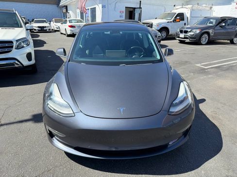 Used 2018 Tesla Model 3 Long Range RWD image 8