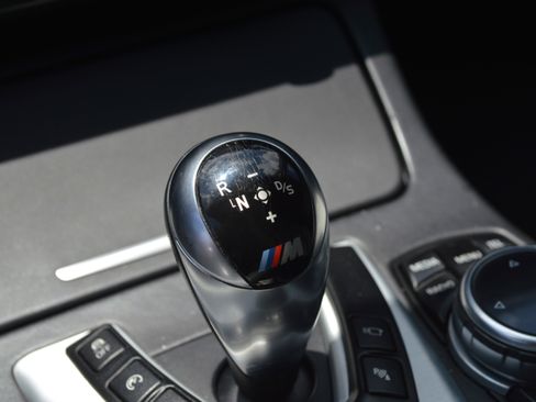 Used 2014 BMW M5 image 23